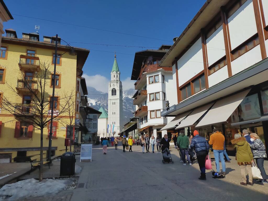 Cortina giusta 20220317 140102